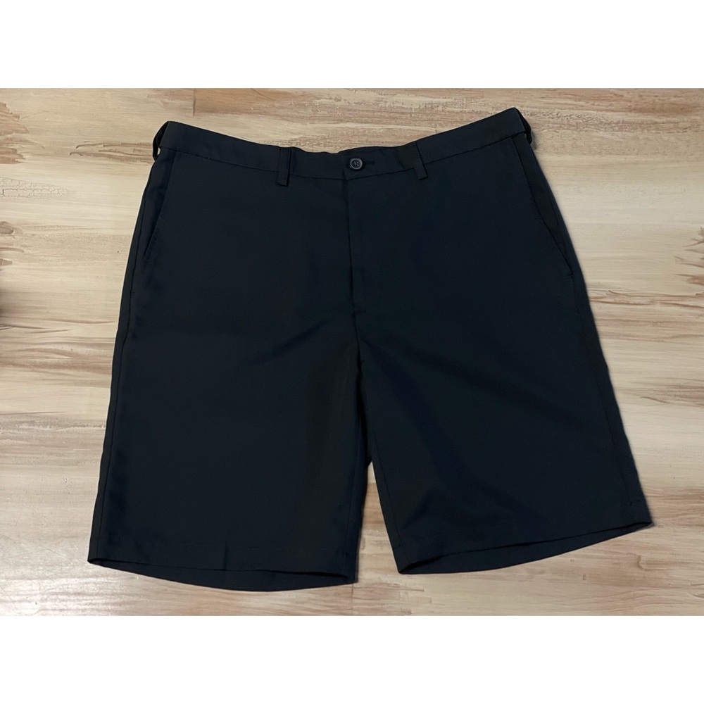 Men's Haggar Lightweight Shorts Black Size 38